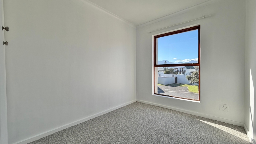 2 Bedroom Property for Sale in Greenways Golf Estate Western Cape